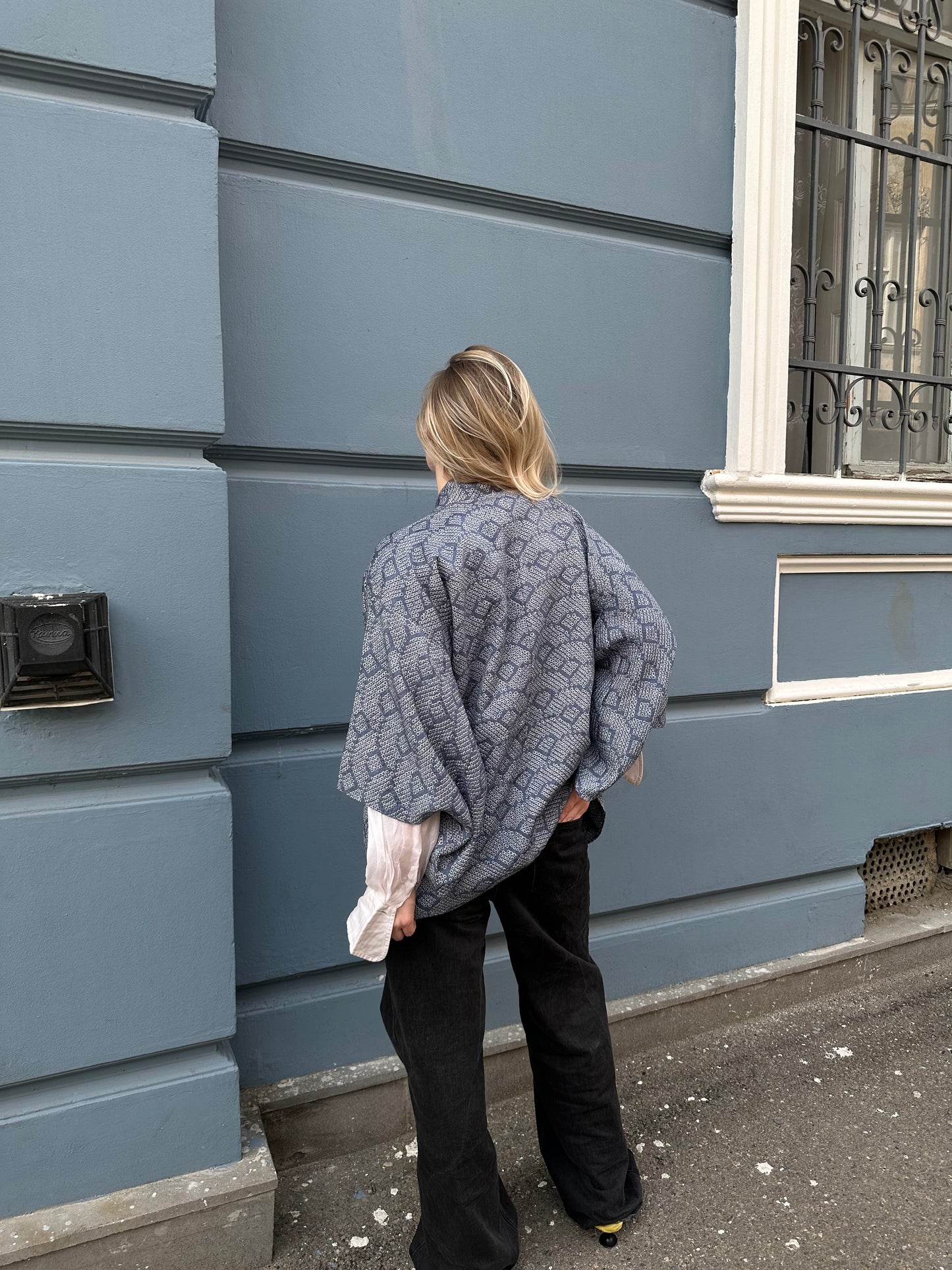 Sky blue shibory haori