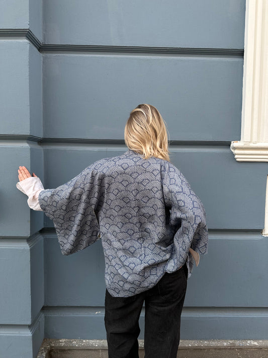 Sky blue shibory haori