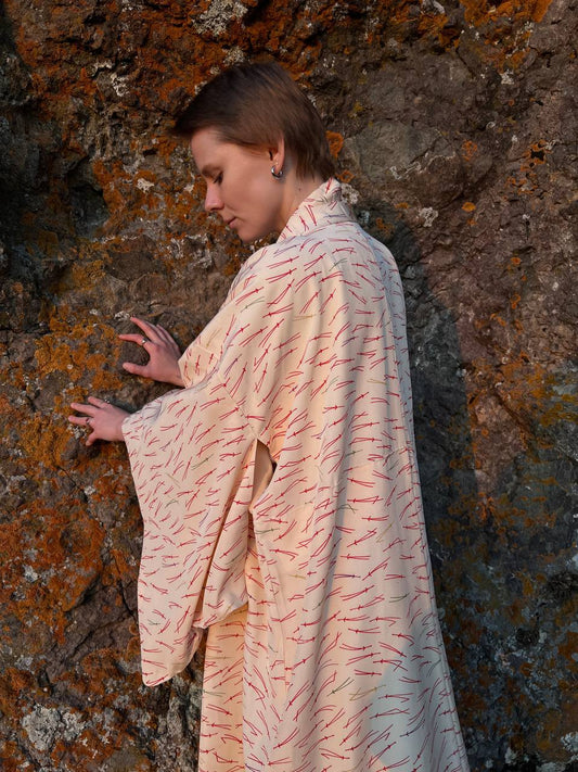 Kimono with wind